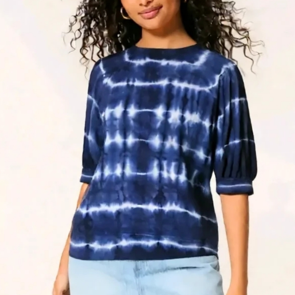 🩵SUNDRY Tie-Dye Blue Shirt